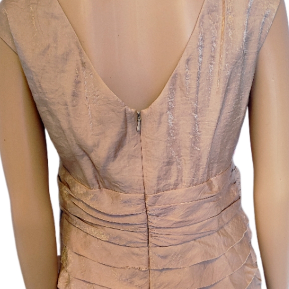 JONES WEAR GOLD SLEEVELESS FRONT BOW DRESS SZ 16 - Picture 5 of 9